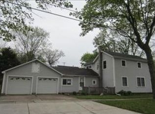 136 Summit St, Ionia, MI 48846