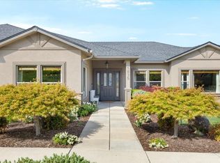 1835 Plateau Dr, Medford, OR