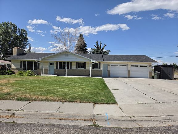 2nd image of 297 Dove Ave