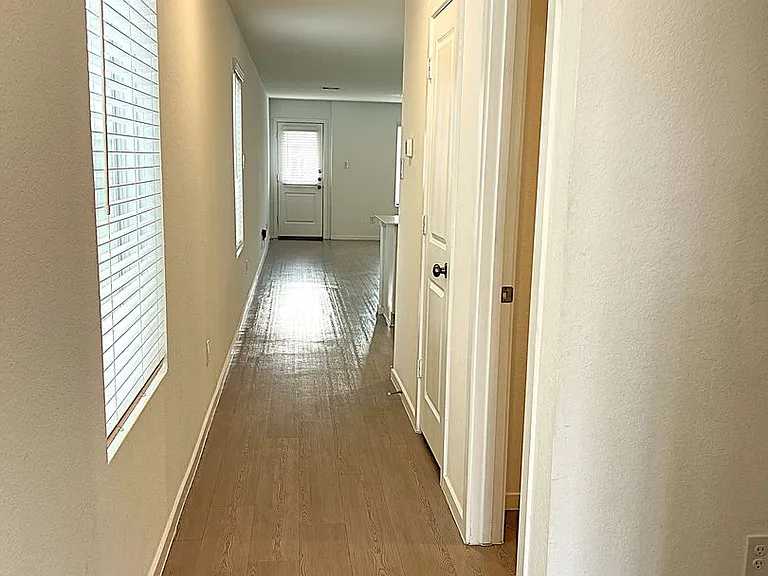 18210 Via Aurelia Dr — Photo 2