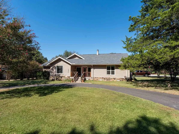 1804 Westgate Dr, Heber Springs, AR 72543
