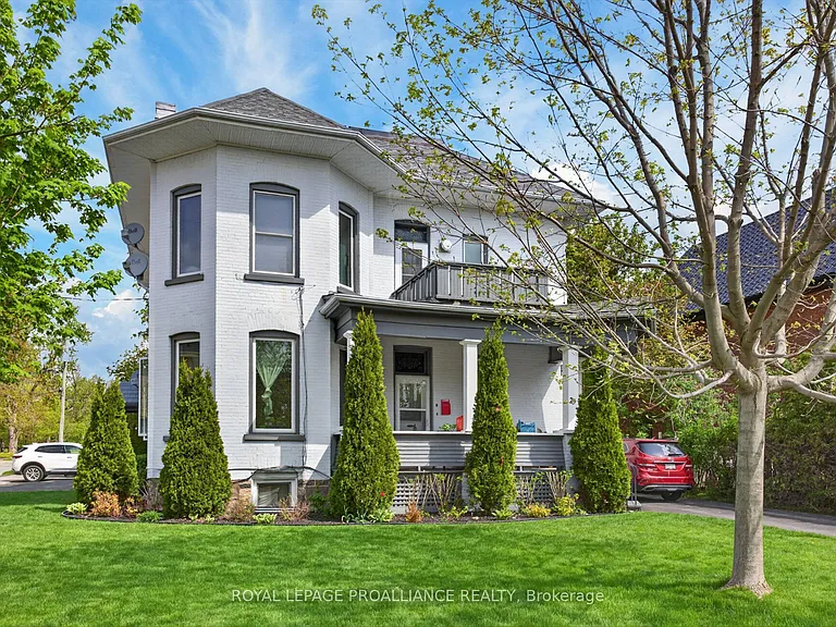 36 Sussex St N — Photo 4