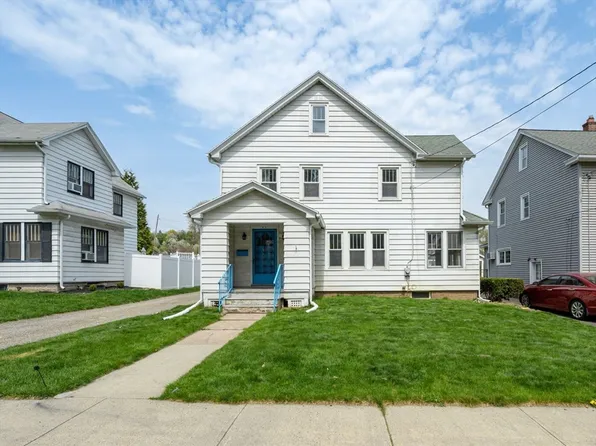33 Dillon Ave, Holyoke, MA 01040