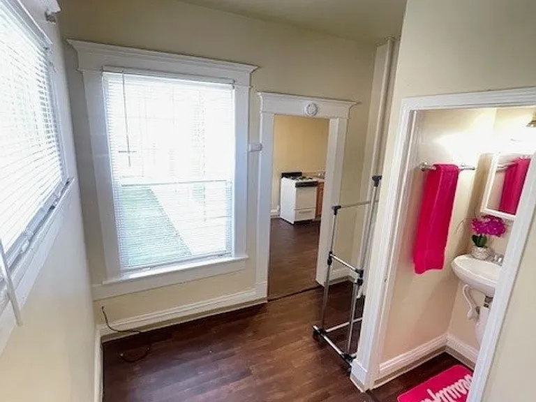Abbey Park Apartments — Photo 26