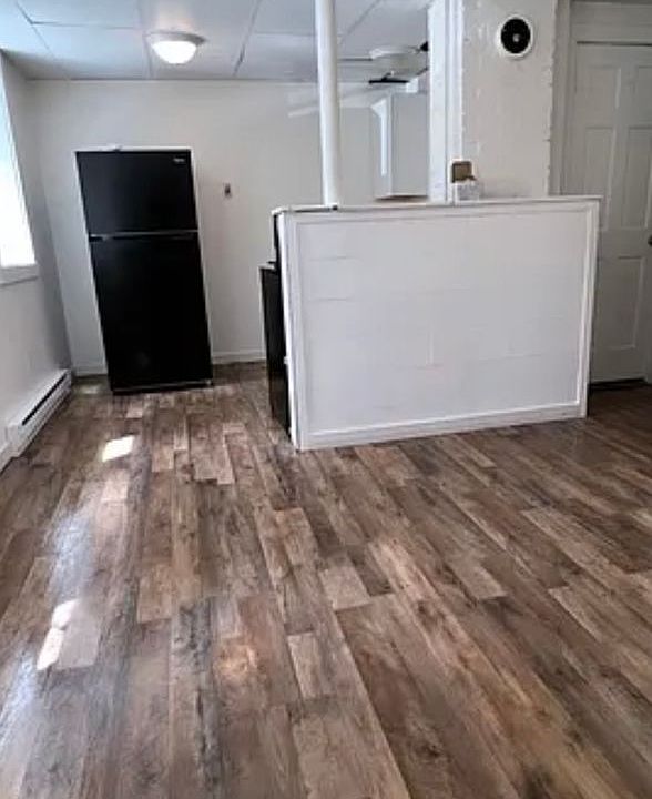 2nd image of 21 Franklin St