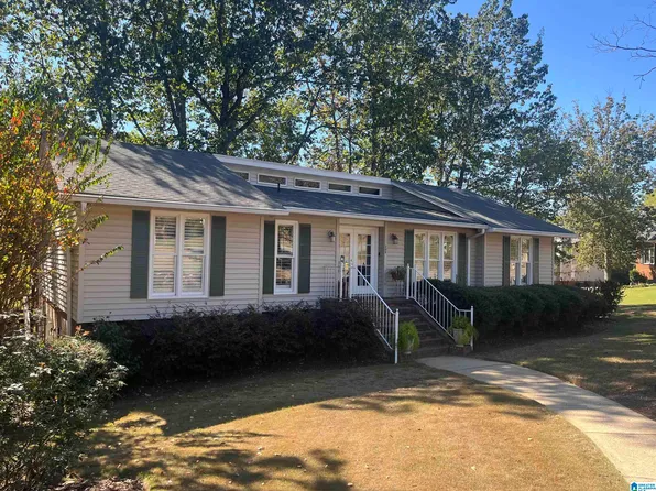209 Avanti Cir, Birmingham, AL 35226