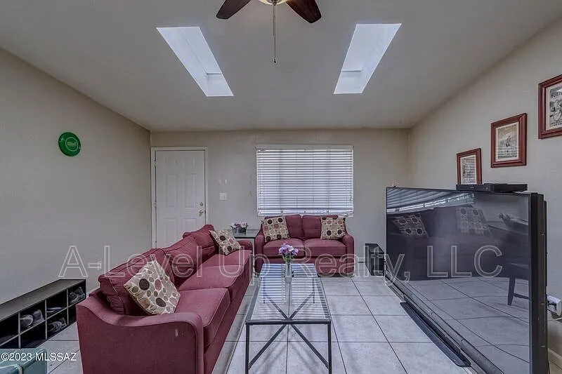 1 bed, 1.0 bath, $600 — Photo 4