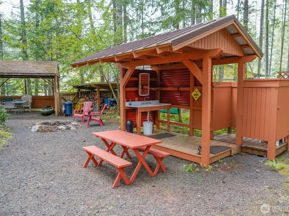 531 N Kokanee Ridge Drive, Hoodsport, WA 98548