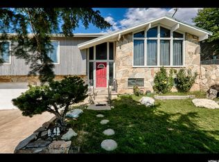 677 E 400 N, Centerville, UT 84014