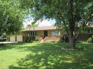 336 Key West Dr, Great Bend, KS 67530