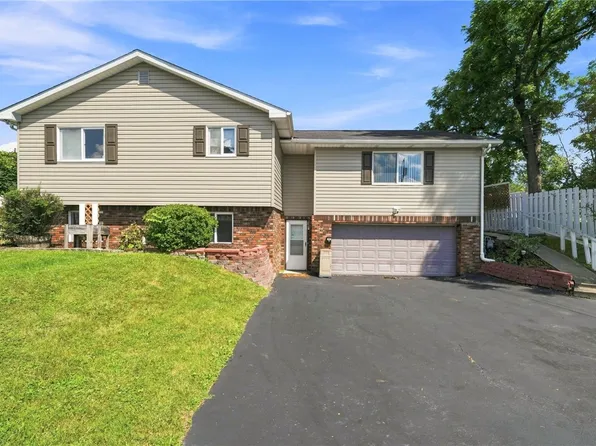 222 Dewitt Ave, Connellsville, PA 15425