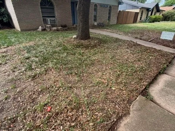 2805 Pinewood Dr, Garland, TX 75044