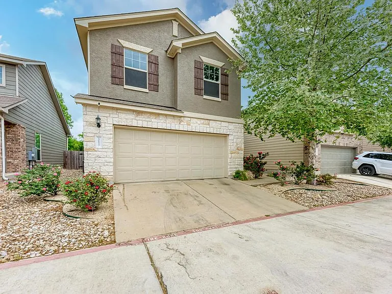 10617 Portico Ln — Photo 29