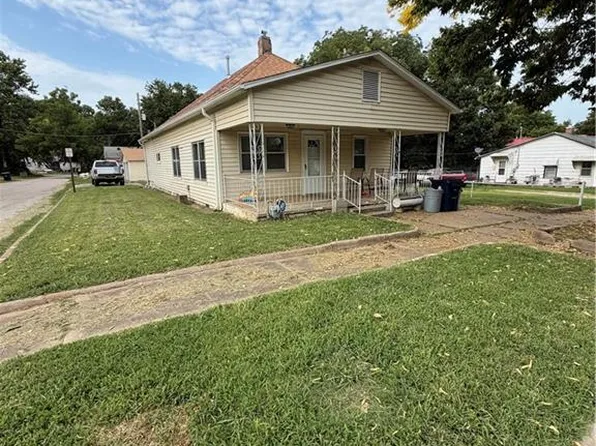 800 E Hill St, Independence, KS 67301