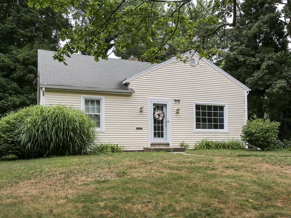 2916 broadway ave-101