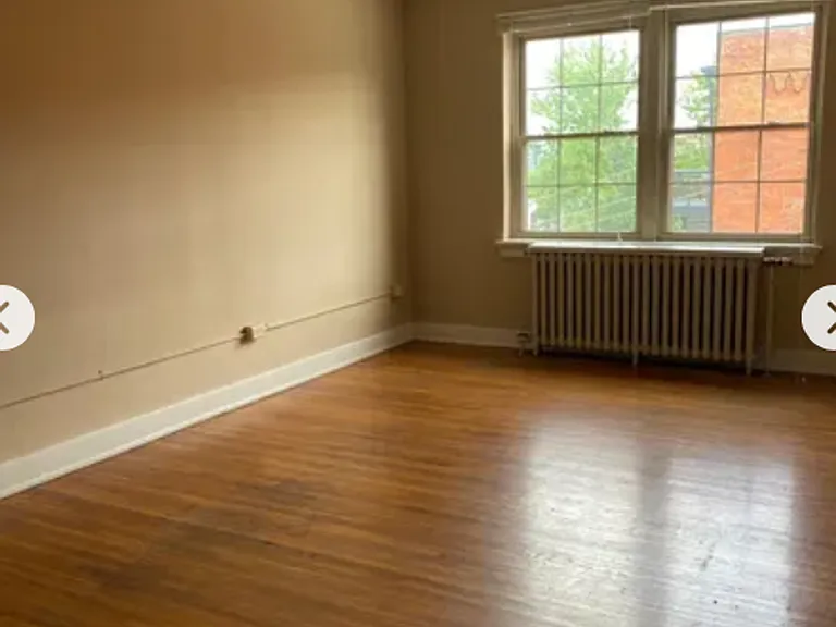 2629 Short Vine W Charlton #2633-5-7 — Photo 2