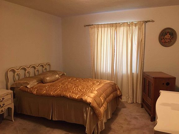 5th image of 775 Cornell Dr