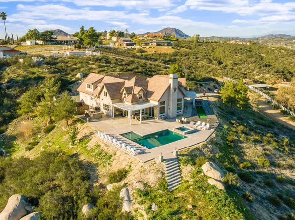 38975 Vista Dawn Ct, Temecula, CA 92592