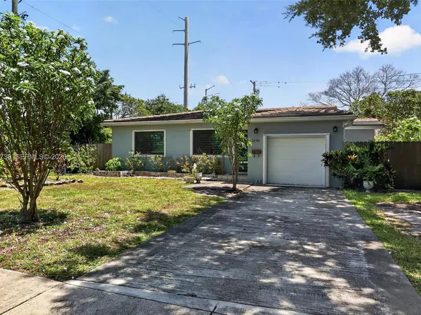 1390 NE 129th St, North Miami, FL 33161
