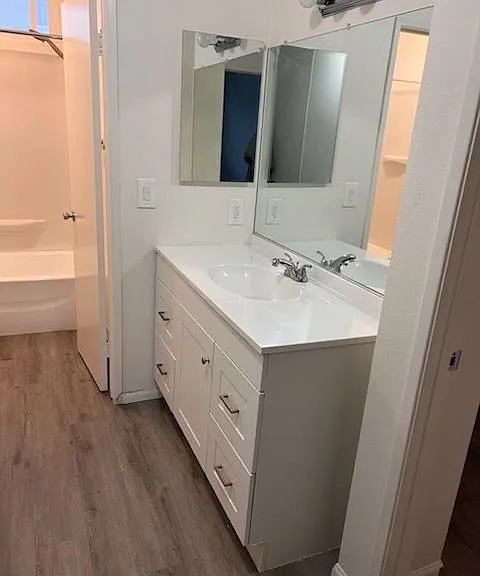 1720 Peyton Ave #6 — Photo 3