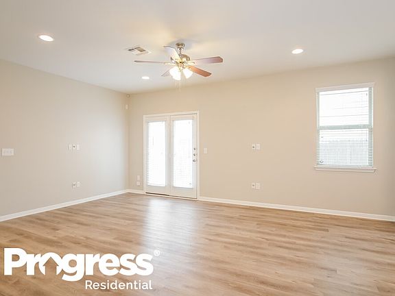 4th image of 5551 Heron Dr