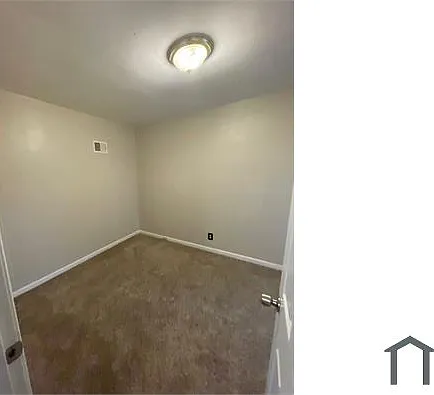 8253 Frost Ave — Photo 4
