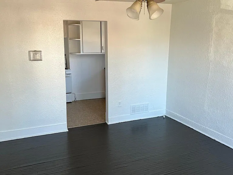 281 W Prairie Ave #2A — Photo 8