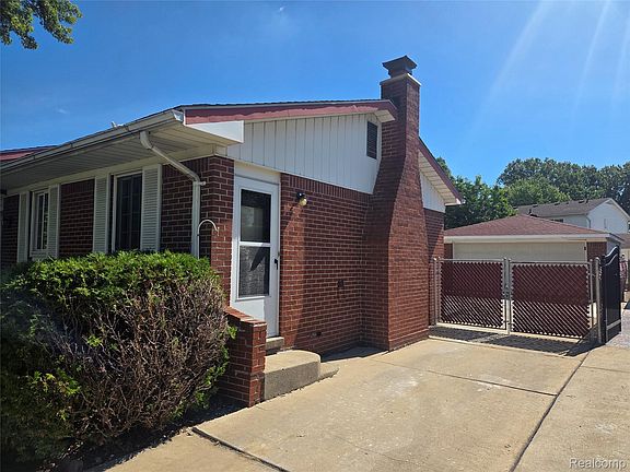 4th image of 12237 Dorset Ct