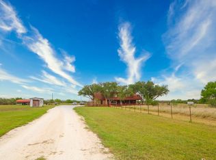 2717 County Road 505, Beeville, TX 78102