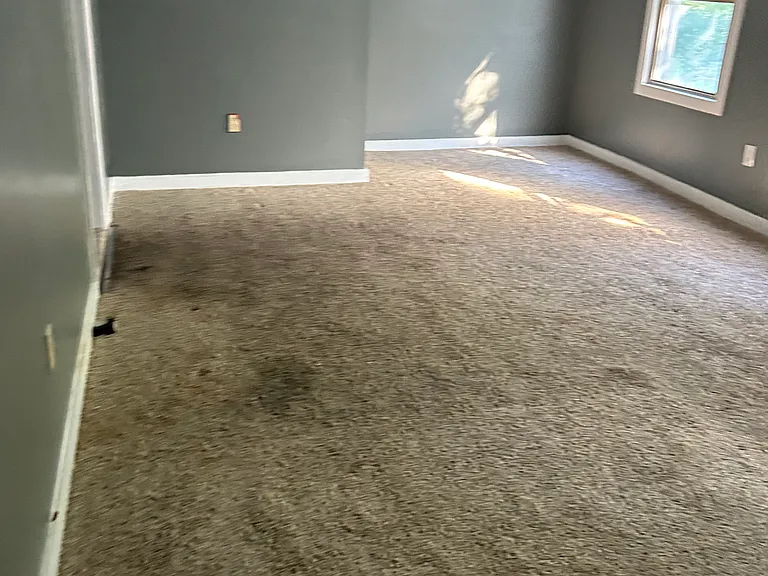 735 Burden Ave #2 — Photo 8