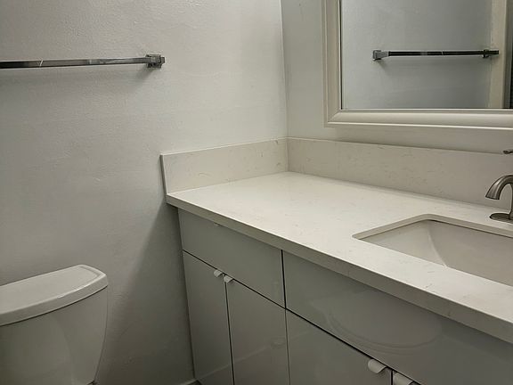 4th image of 1033 Cordova St APT 2