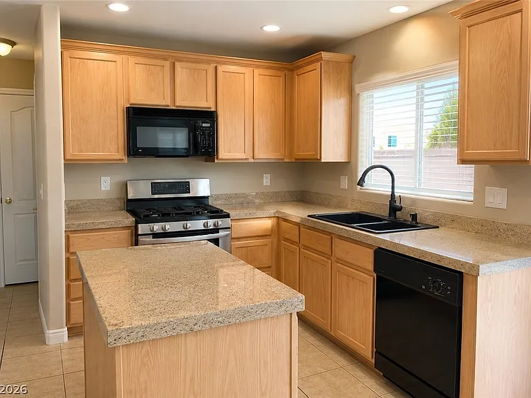 3749 Alpine Bypass Ave — Photo 2