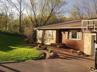 78 Grayrock Rd, Clinton, NJ 08809