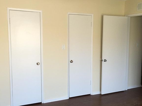 5th image of 726 N Alfred St APT 6