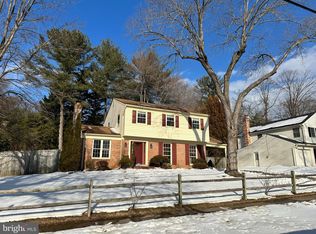 4405 Bel Pre Rd, Rockville, MD 20853