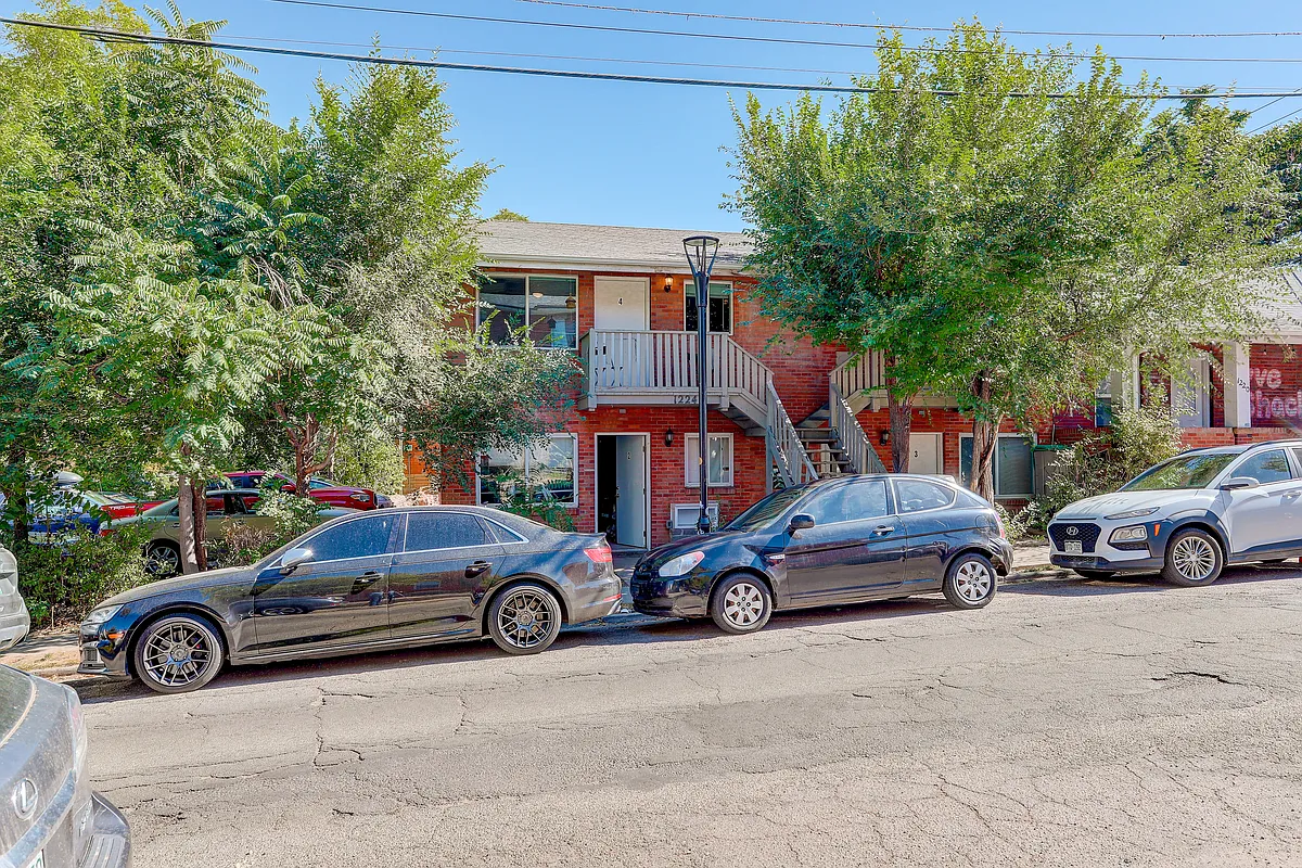 1224 11th- north side - 1224 11th St #4