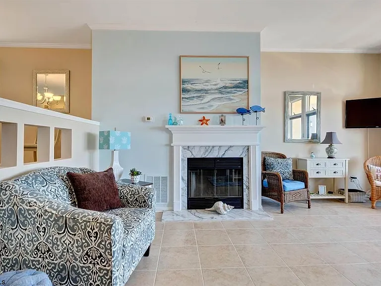 1304 Ocean Ave #1304 — Photo 11