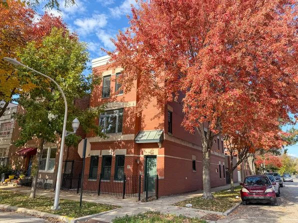 1300 W Grenshaw St #B, Chicago, IL 60607