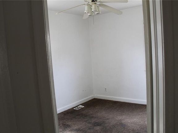 4th image of 917 Wolcott Ave