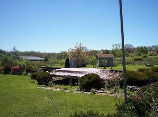 121 Pennsylvania Ave, Seneca, PA 16346