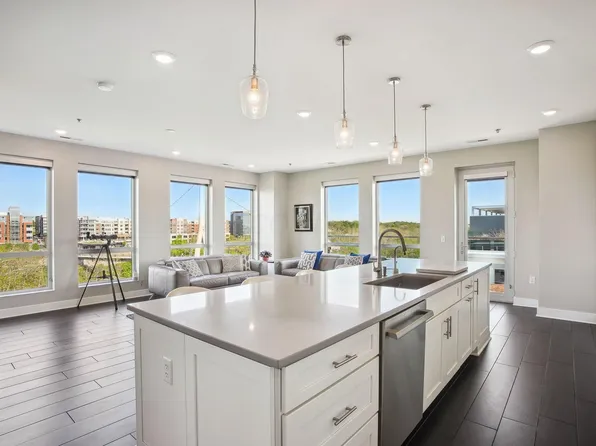 105 N Riverview St Unit 715, Dublin, OH 43017