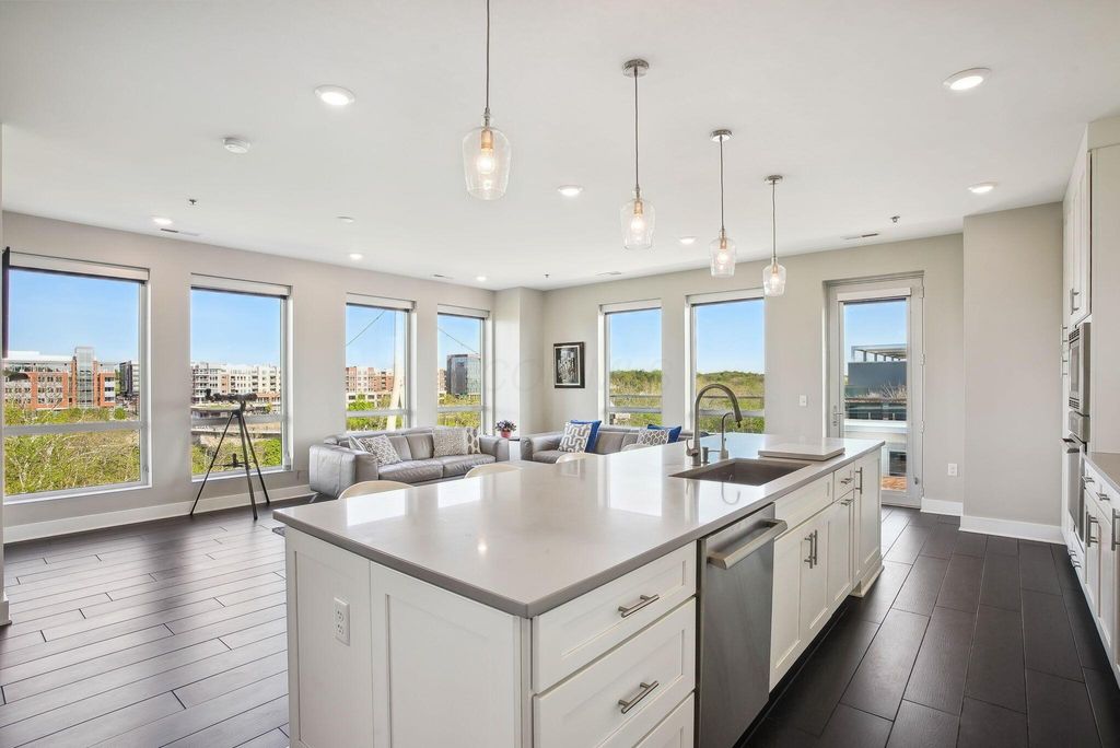 Real estate listing image
