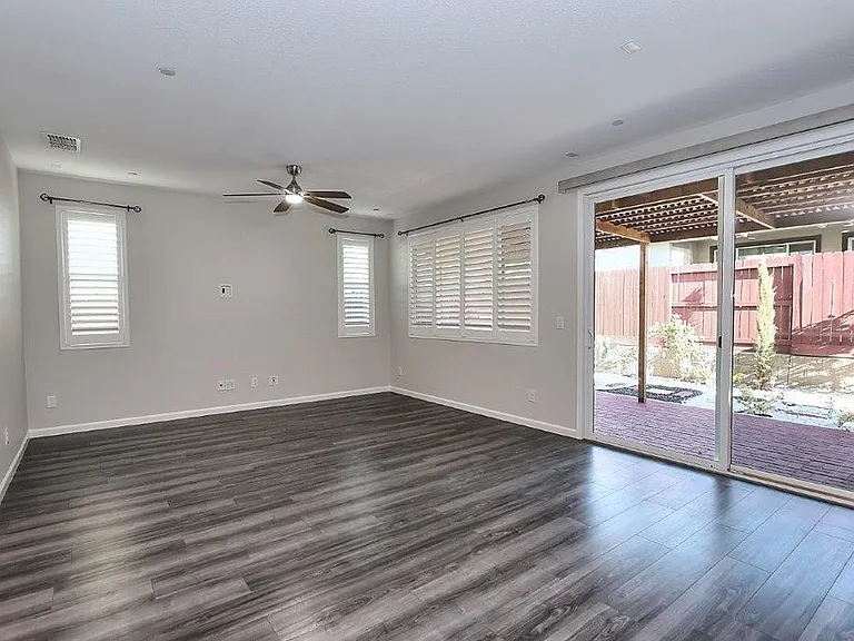 9049 Hourglass Cir — Photo 44