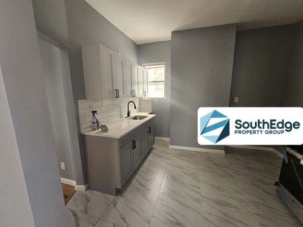 124 Shephard Ave FLOOR 1
