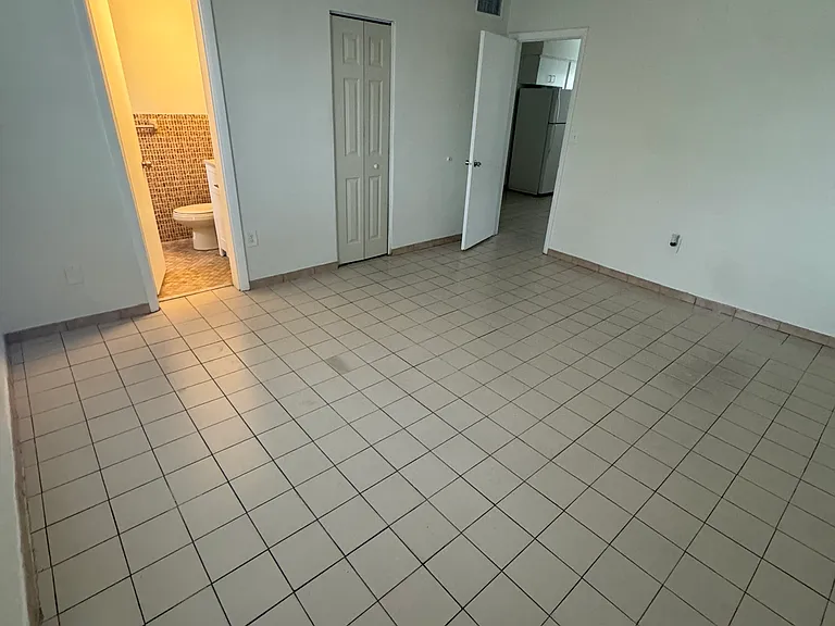 221 Majorca Ave #306 — Photo 5