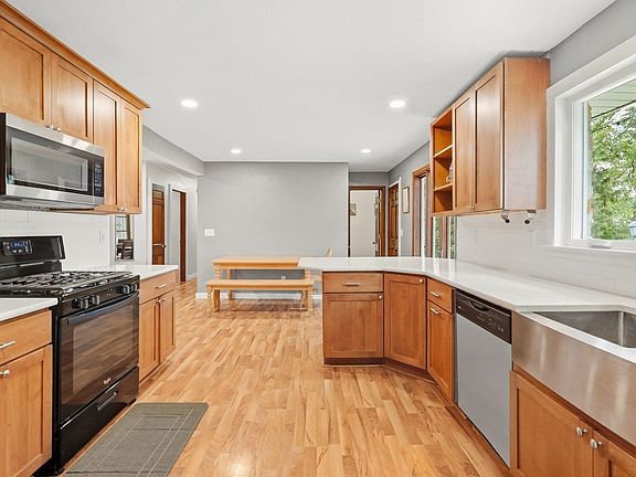 5th image of 8099 Clover Valley Rd