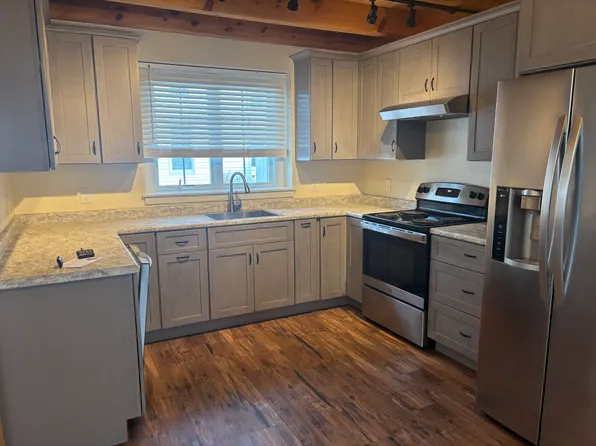 303 Maine St, Brunswick, ME 04011