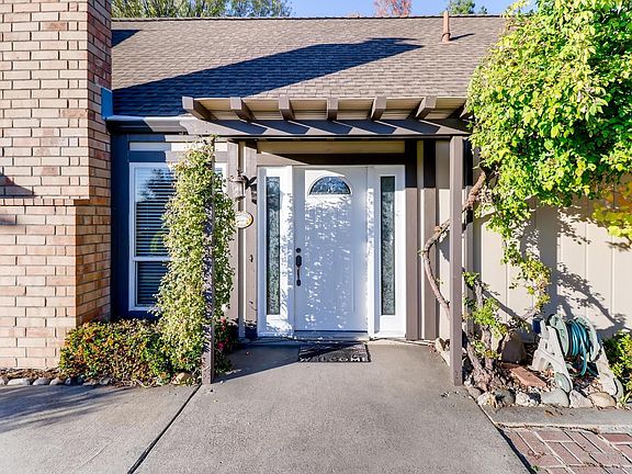 2nd image of 8377 Cranford Way