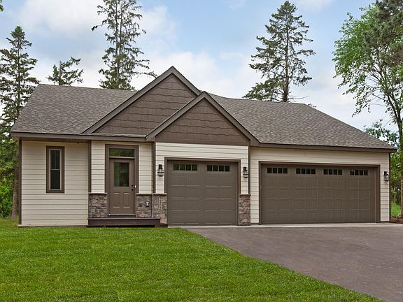 3rd image of Monn Ave