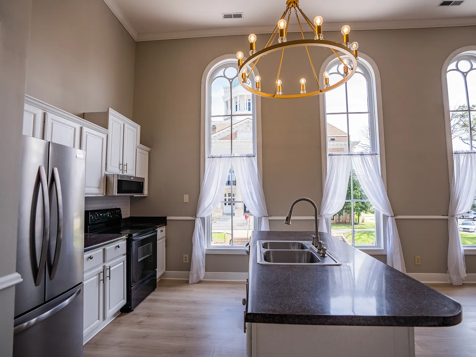 1 bed, $1,200 — Photo 3